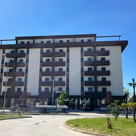 Savana Modern By The Sea Apartment Golem (Tirana)
