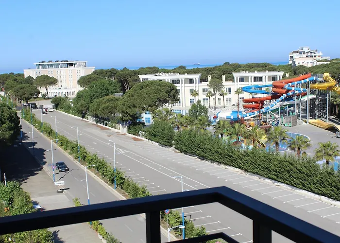 Apartment Savana Modern By The Sea *