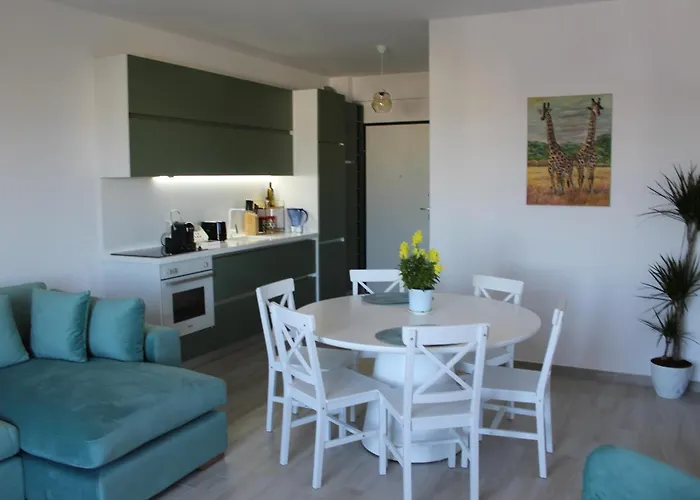 Savana Modern By The Sea Golem (Tirana)