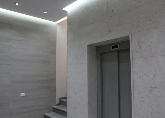 Savana Modern By The Sea Golem (Tirana)